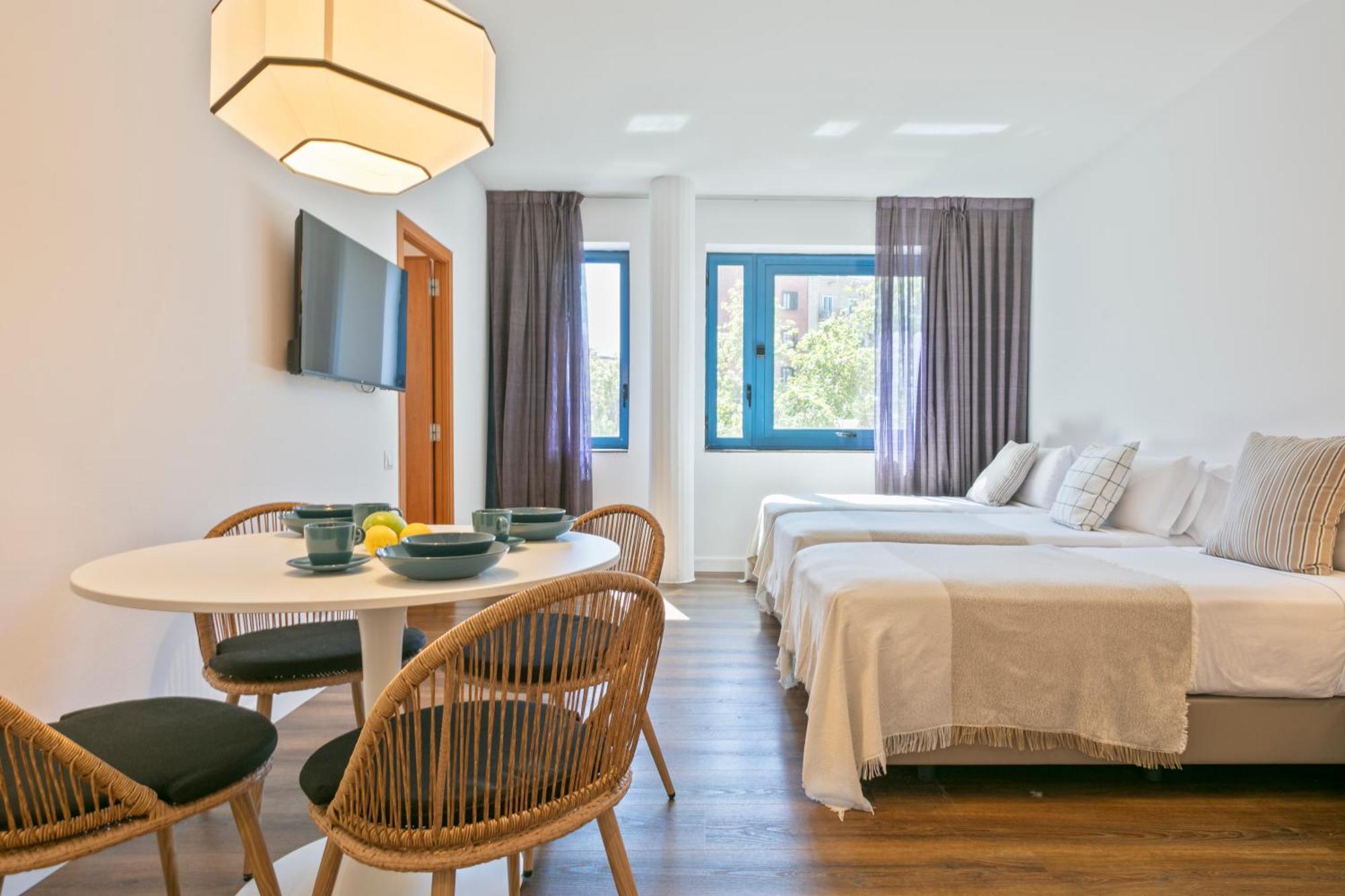 Hotel Acta Azul Барселона Экстерьер фото