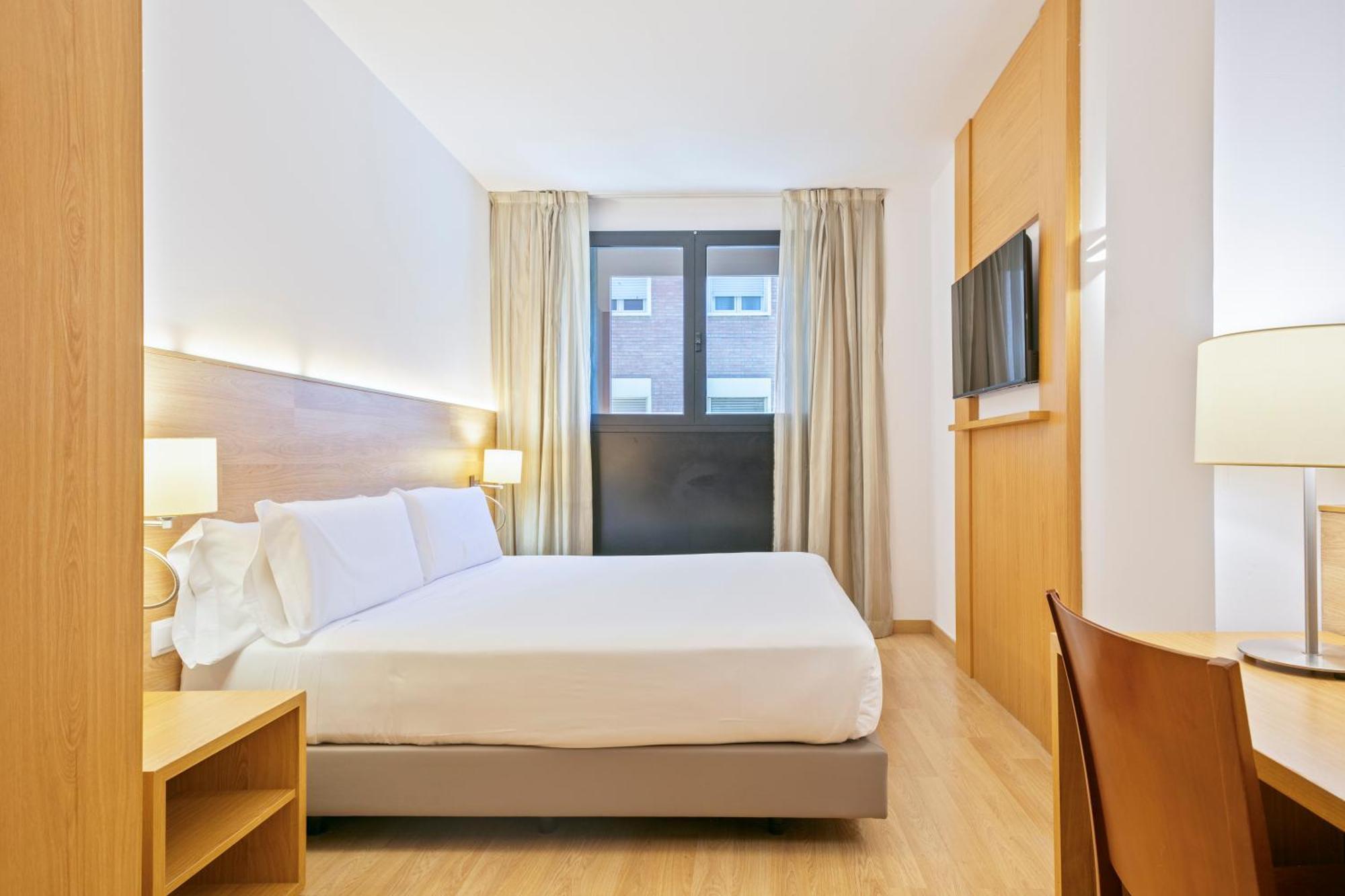 Hotel Acta Azul Барселона Экстерьер фото